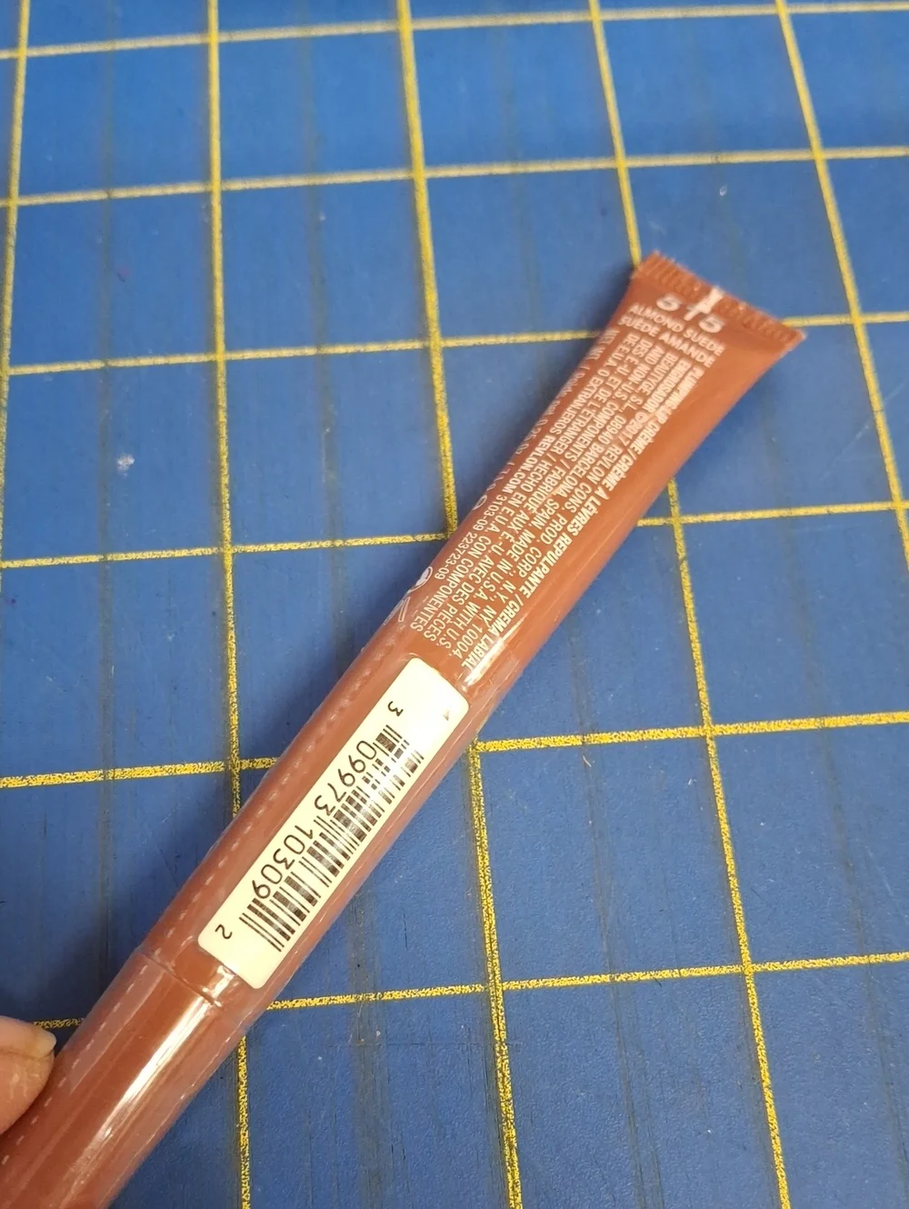Revlon Kiss Plumping Lip Crème 515 Almond Suede 7.1g New Sealed Tube